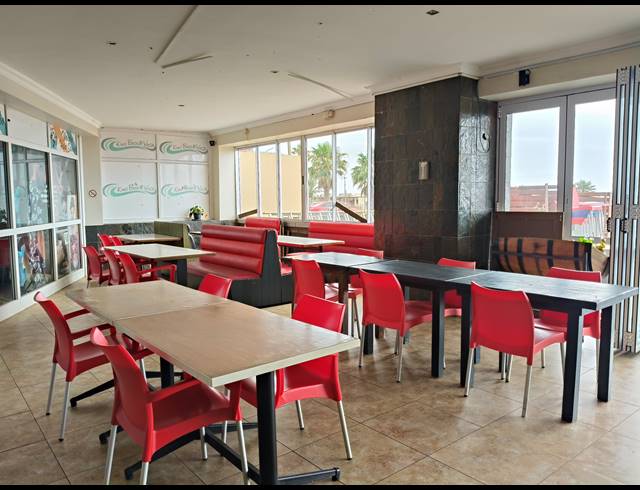 188M² RETAIL FOR SALE IN JEFFREYS BAY CENTRAL